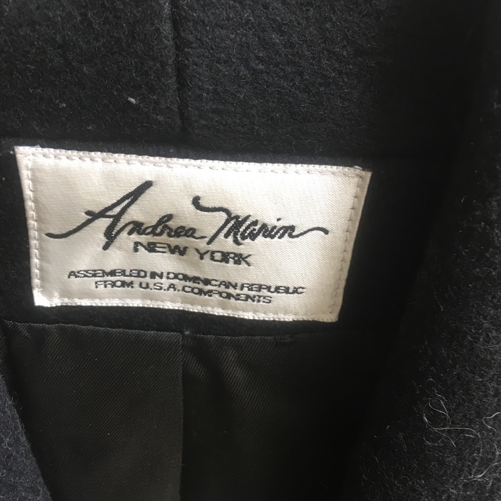 VINTAGE Black Coat Andrea Marin New York! - Picture 2 of 8